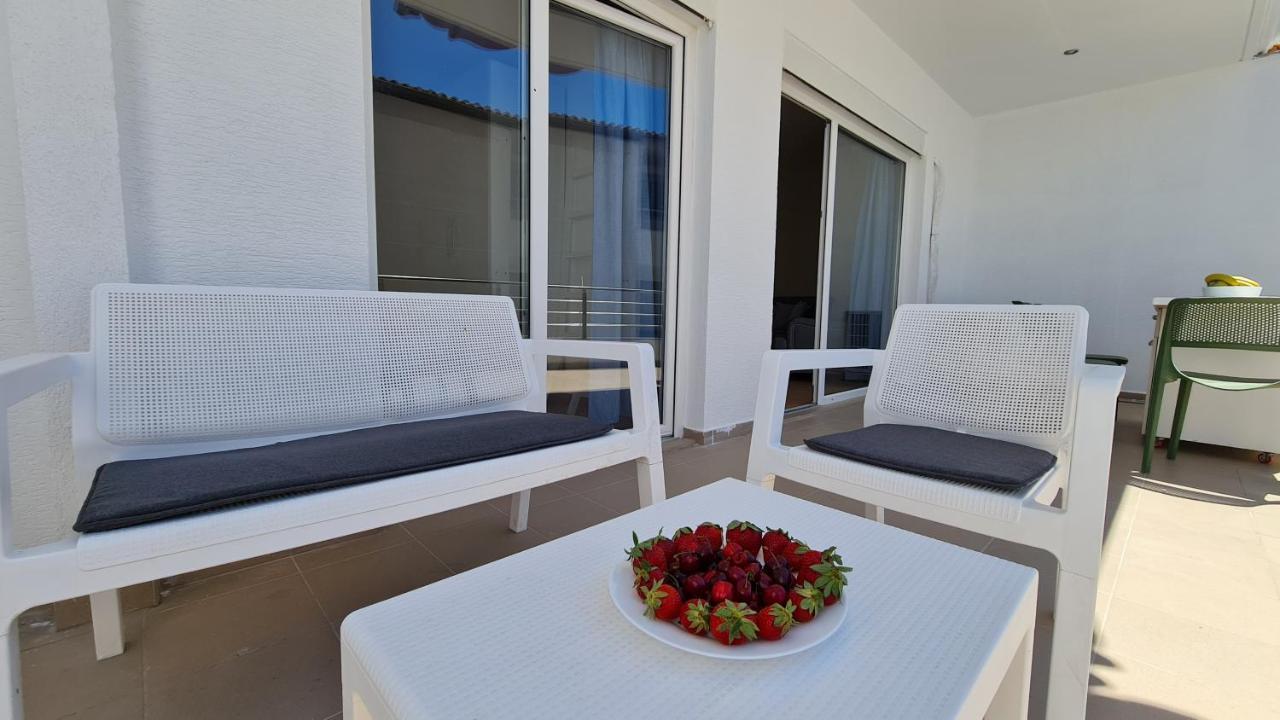 Your Comfy Apartment Sarandë Exterior foto